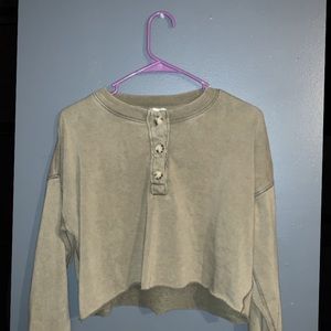 American eagle crop sweater